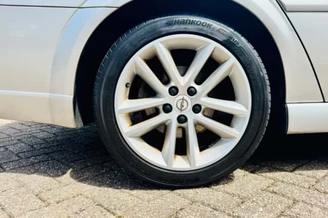 Opel Vectra (2005) thumbnail 6