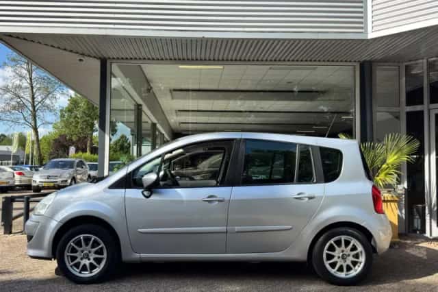 Renault Grand Modus (2008) thumbnail 2