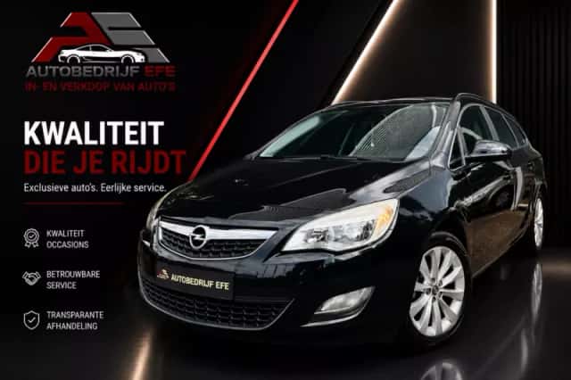 Opel Astra (2012) thumbnail 1