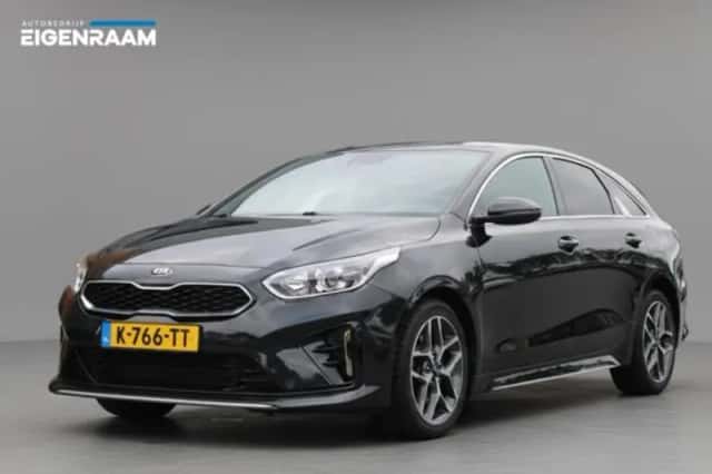 Kia Proceed (2021) thumbnail 1