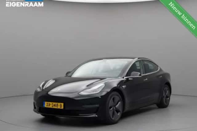 Tesla Model 3 (2019) thumbnail 1