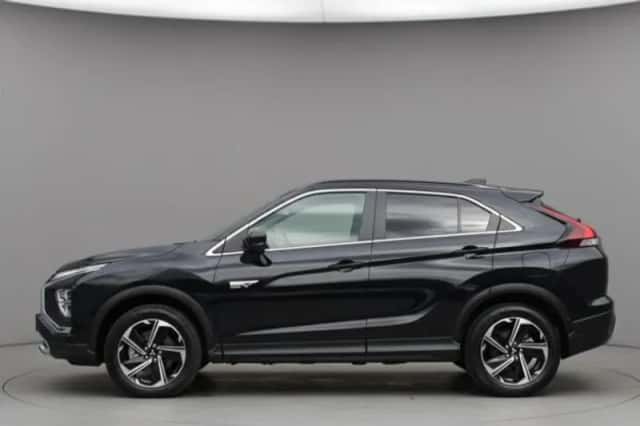 Mitsubishi Eclipse (2022) thumbnail 2