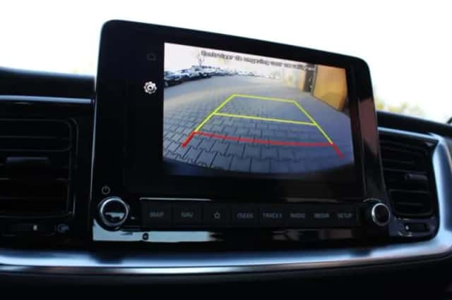 Kia Stonic (2021) thumbnail 6
