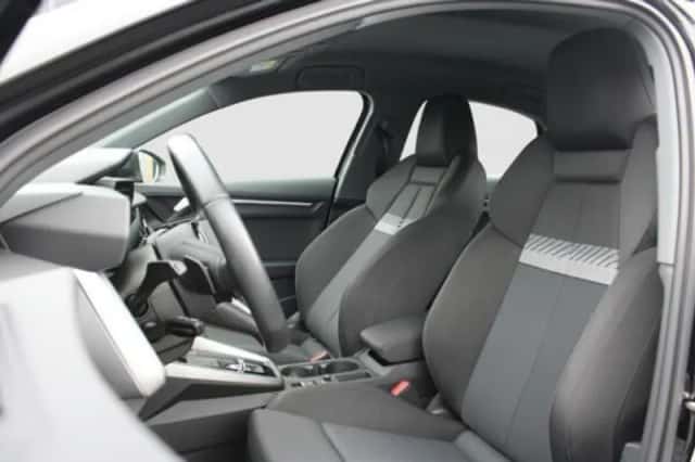 Audi A3 (2023) thumbnail 6