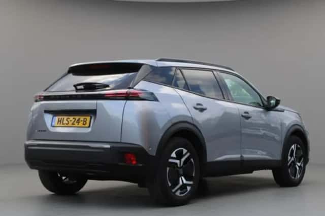 Peugeot e-2008 (2025) thumbnail 3
