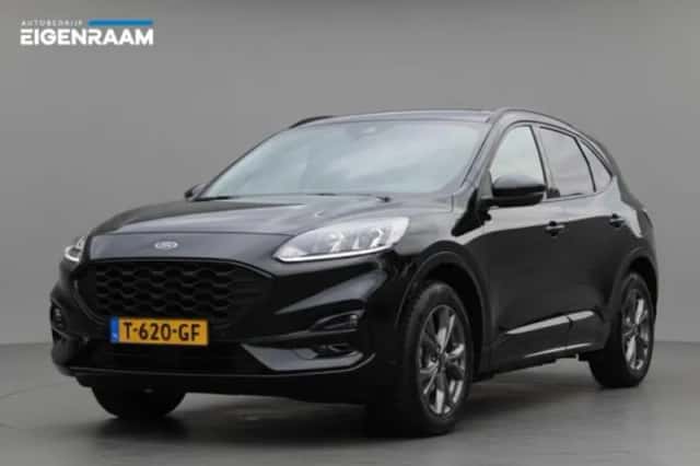 Ford Kuga (2022) thumbnail 1
