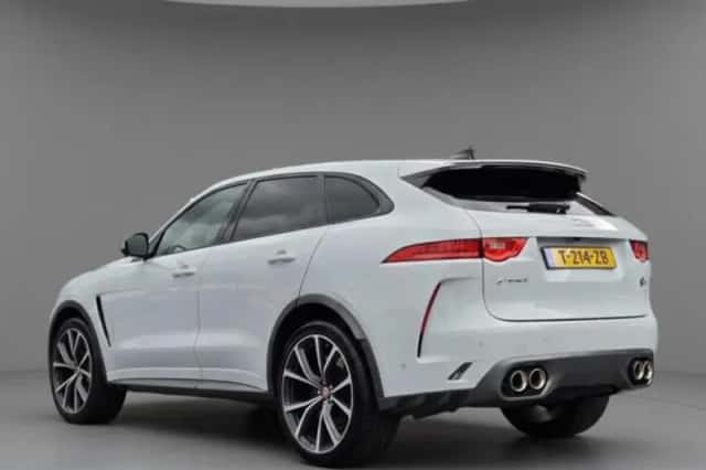 Jaguar F-Pace (2019) thumbnail 3
