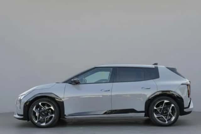 Kia EV4 (2026) thumbnail 2