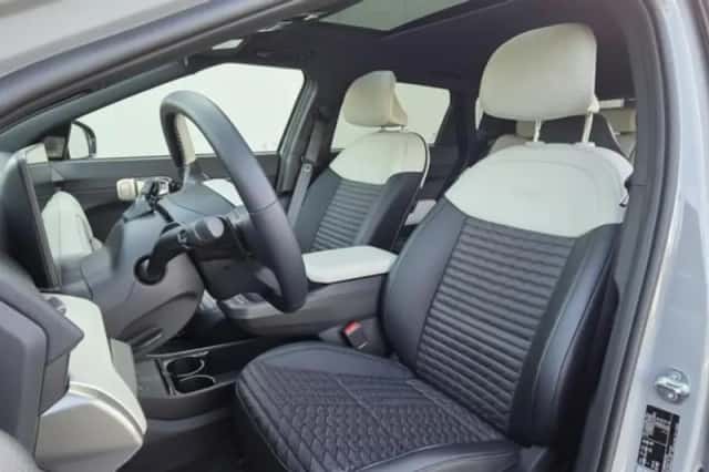 Kia EV4 (2026) thumbnail 4