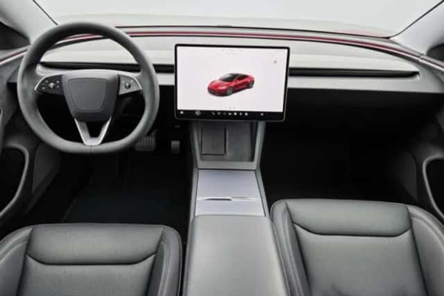 Tesla Model 3 (2024) thumbnail 6