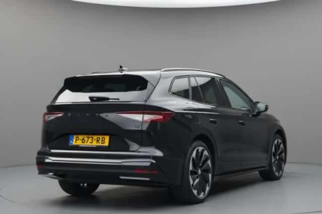 Škoda Enyaq (2022) thumbnail 3
