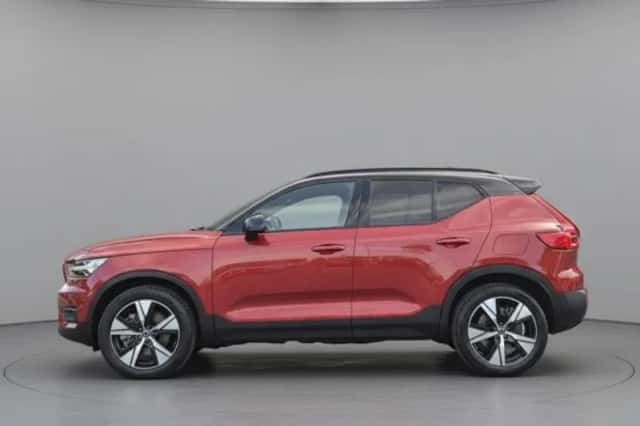 Volvo XC40 (2021) thumbnail 2