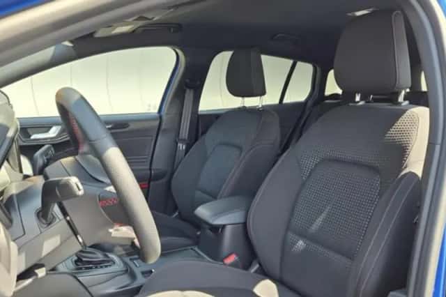 Ford Focus (2025) thumbnail 6