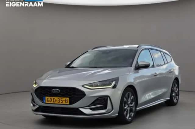 Ford Focus (2025) thumbnail 1