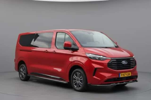 Ford Transit (2024) thumbnail 2