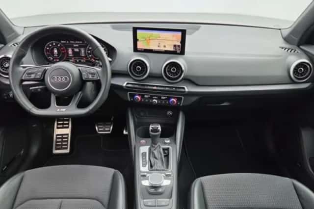Audi SQ2 (2023) thumbnail 6