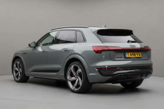 Audi SQ8 (2023) thumbnail 3