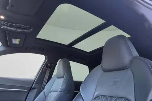 Audi SQ8 (2023) thumbnail 6