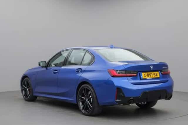 BMW 3-Serie (2024) thumbnail 3