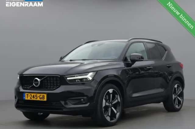 Volvo XC40 (2021) thumbnail 1