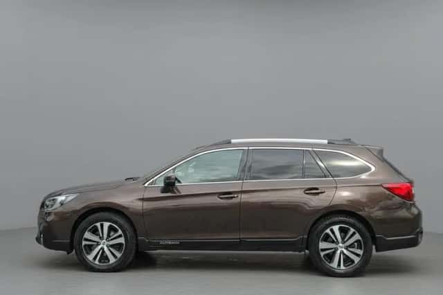 Subaru Outback (2018) thumbnail 2