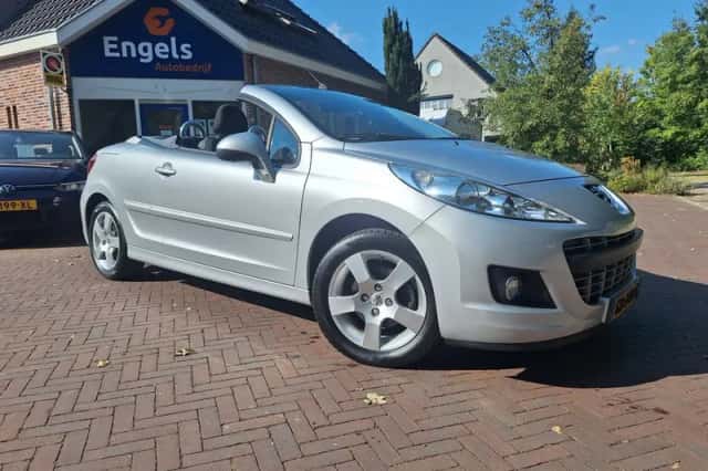 Peugeot 207 (2011) thumbnail 2