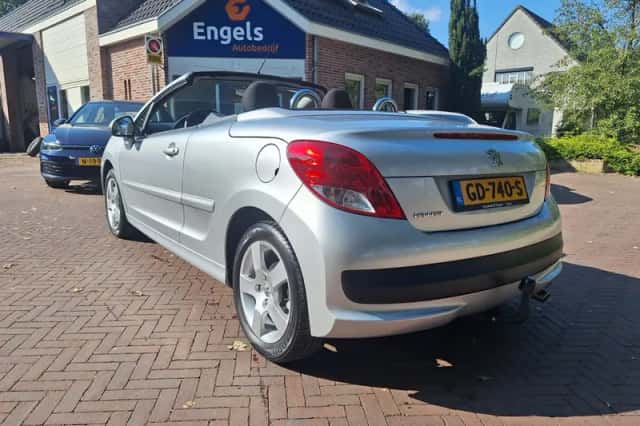 Peugeot 207 (2011) thumbnail 3