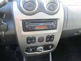 Dacia Sandero (2010) thumbnail 19
