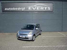 Daihatsu Sirion 2