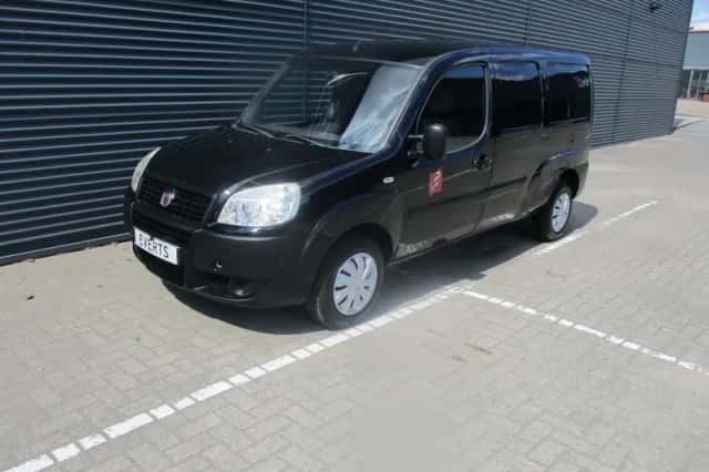Fiat Doblò (2008) thumbnail 6