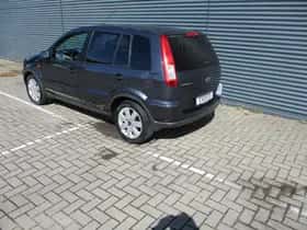 Ford Fusion (2006) thumbnail 12