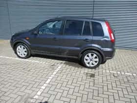 Ford Fusion (2006) thumbnail 10