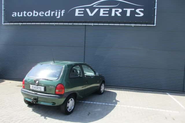 Opel Corsa (1996) thumbnail 5