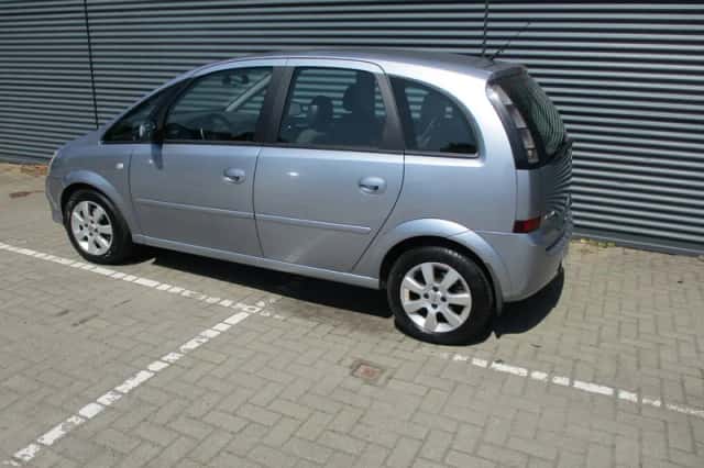 Opel Meriva (2006) thumbnail 11