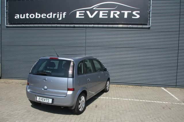 Opel Meriva (2006) thumbnail 4