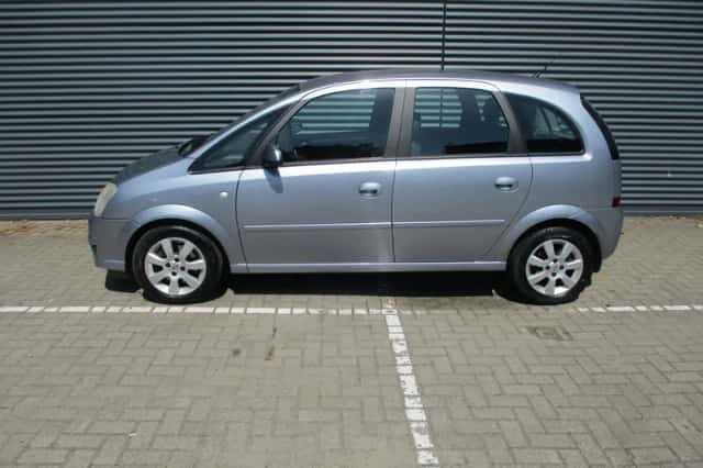Opel Meriva (2006) thumbnail 9