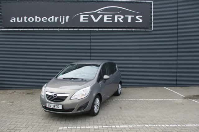 Opel Meriva (2012) thumbnail 1