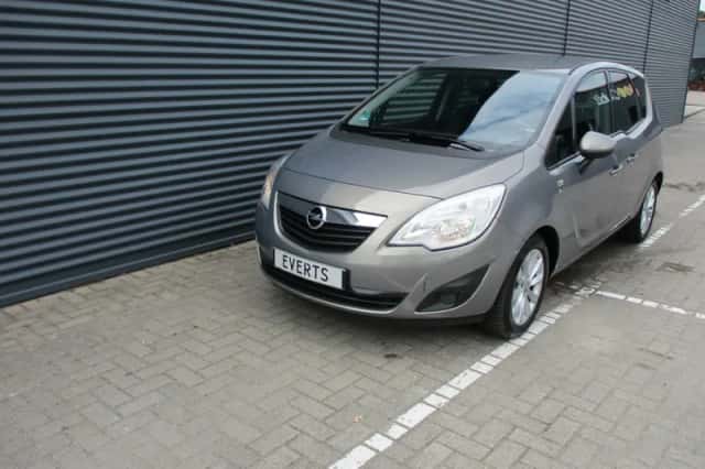 Opel Meriva (2012) thumbnail 5