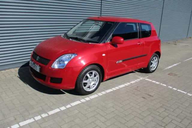 Suzuki Swift (2008) thumbnail 7