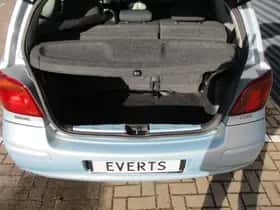 Toyota Yaris (2004) thumbnail 14