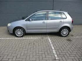 Volkswagen Polo (2009) thumbnail 9