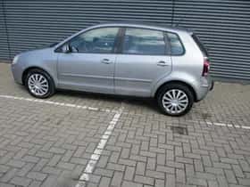 Volkswagen Polo (2009) thumbnail 10