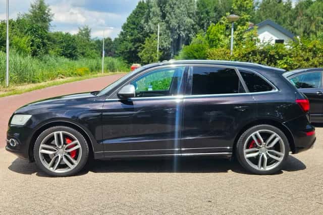 Audi SQ5 (2013) thumbnail 2