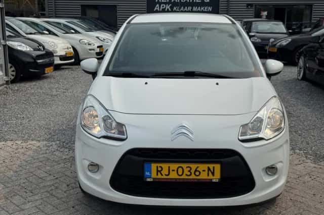 Citroën C3 (2010) thumbnail 2