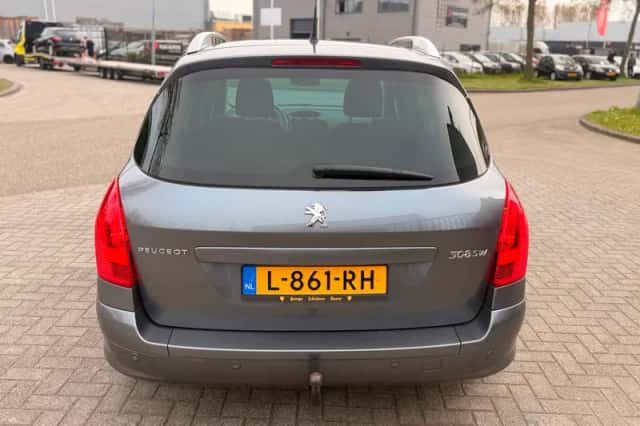 Peugeot 308 (2011) thumbnail 6