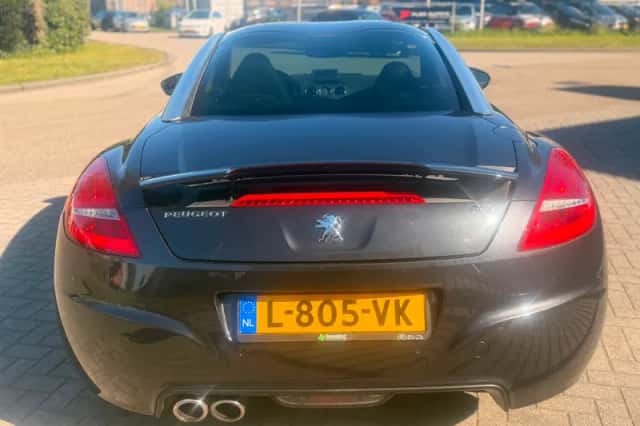 Peugeot RCZ (2012) thumbnail 6