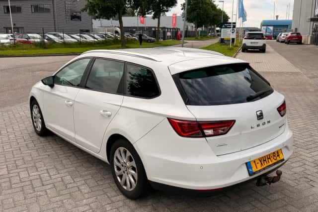 SEAT Leon (2014) thumbnail 6