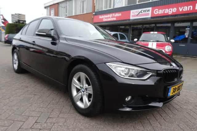 BMW 3-Serie (2012) thumbnail 1