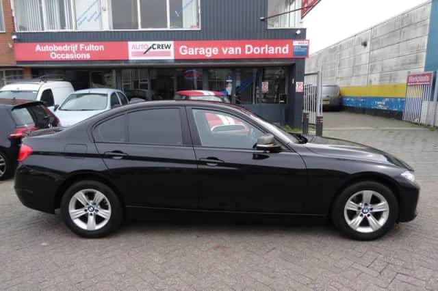 BMW 3-Serie (2012) thumbnail 4