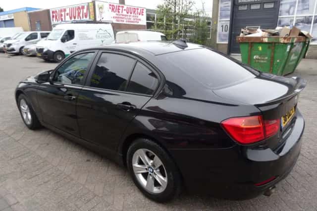 BMW 3-Serie (2012) thumbnail 5